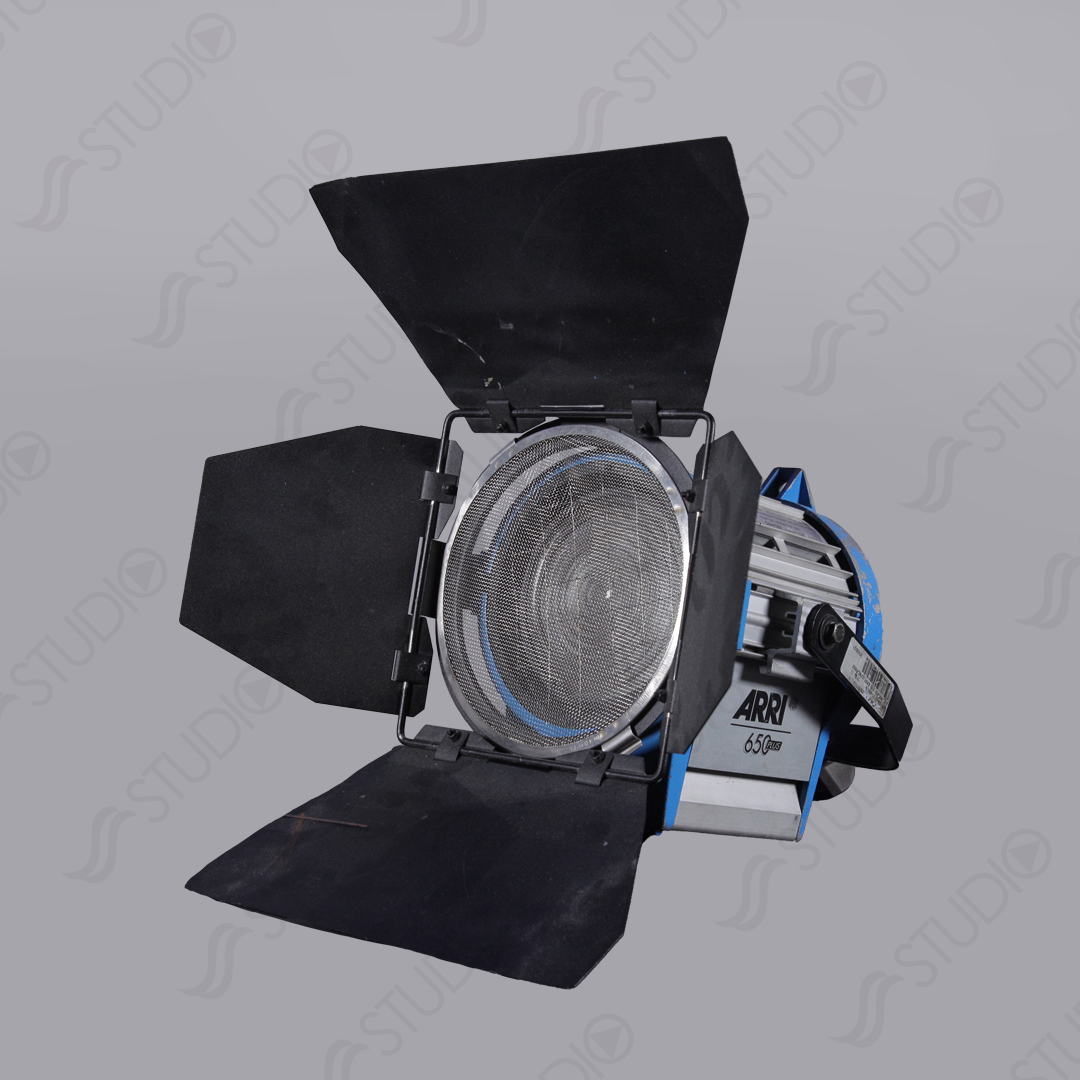 ARRI 650 Plus 650W 鎢便攜式菲涅爾聚光燈